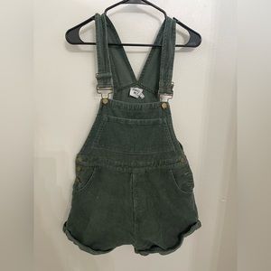 Green princess Polly overall shorts